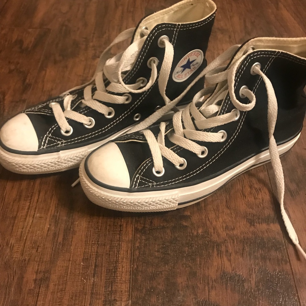 Black Converse Hi-tops Size 5 Women’s.
